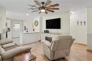 137 Oak Ridge Pl, Mount Airy, NC 27030 - Photo 4