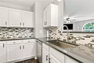 212 Timberline Ridge Ct, Winston-Salem, NC 27106 - Photo 12