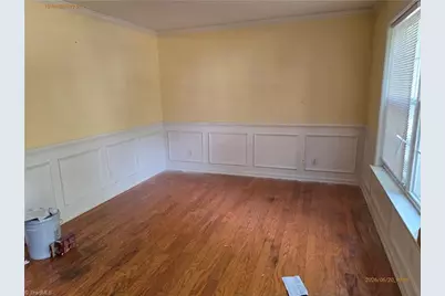 10 Hackberry Court, Greensboro, NC 27214 - Photo 2
