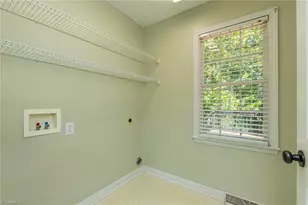 6711 Fairwood Ct, Clemmons, NC 27012 - Photo 24