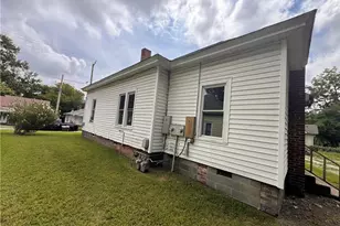 1118 Campbell St, High Point, NC 27262 - Photo 6
