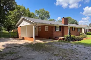 2847 Friendship Ledford Rd, Winston-Salem, NC 27107 - Photo 16