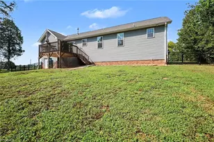 343 Price St, Stoneville, NC 27048 - Photo 24