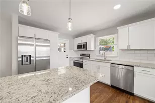 1814 W Meadowview Rd, Greensboro, NC 27403 - Photo 10
