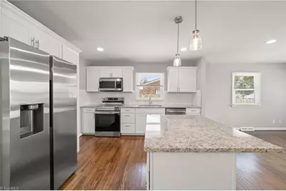 1814 W Meadowview Road, Greensboro, NC 27403 - Photo 12