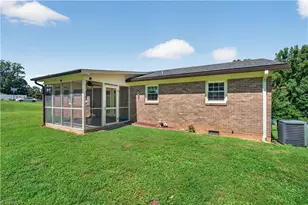 133 Burgundy Rd, Mount Airy, NC 27030 - Photo 6