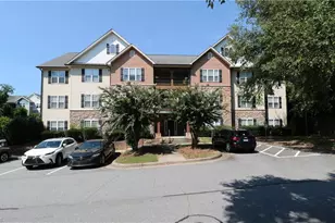 4762 Tatton Park Cir, Winston-Salem, NC 27103 - Photo 2