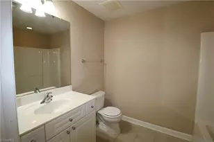 4762 Tatton Park Cir, Winston-Salem, NC 27103 - Photo 12
