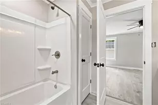 1304 Thurmond St, Winston-Salem, NC 27105 - Photo 20
