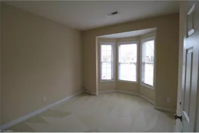777 Tatton Park Drive, Winston-Salem, NC 27103 - Photo 8