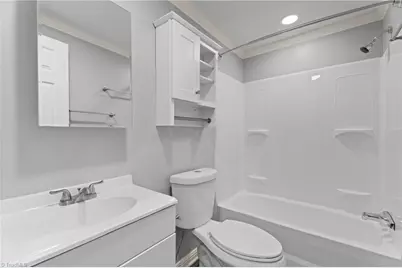 4673 Hyatt Drive, Winston-Salem, NC 27101 - Photo 20