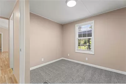 4673 Hyatt Drive, Winston-Salem, NC 27101 - Photo 18