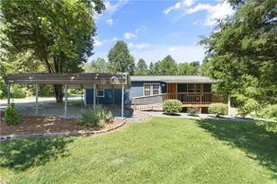 4673 Hyatt Dr, Winston-Salem, NC 27101 - Photo 1