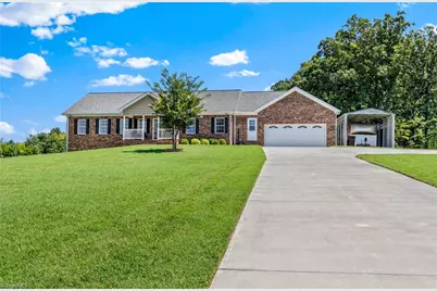 527 Howardtown Circle, Mocksville, NC 27028 - Photo 2