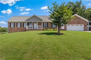 527 Howardtown Cir, Mocksville, NC 27028 - Photo 1