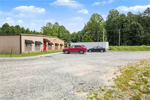 2358 Motsinger Rd, Winston-Salem, NC 27107 - Photo 8
