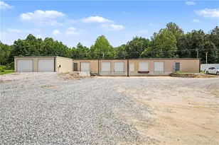 2358 Motsinger Rd, Winston-Salem, NC 27107 - Photo 6