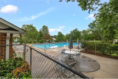 16 Fountain Manor Drive #B, Greensboro, NC 27405 - Photo 36
