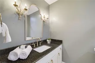 16 Fountain Manor Dr, Greensboro, NC 27405 - Photo 20