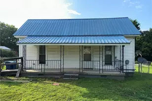 175 Grove St, Cooleemee, NC 27014 - Photo 1