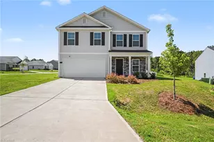 154 Stone River Wy, Mayodan, NC 27027 - Photo 2