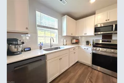 314 Kingscote Way, King, NC 27021 - Photo 10