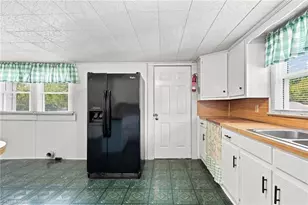 127 S Fieldcrest Rd, Eden, NC 27288 - Photo 12