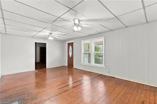 127 S Fieldcrest Rd, Eden, NC 27288 - Photo 6