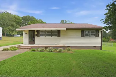 2220 McKinney Street, Burlington, NC 27217 - Photo 2