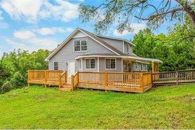 2018 East Road, Walnut Cove, NC 27052 - Photo 2