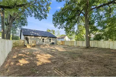 211 Gilmer Street, Burlington, NC 27217 - Photo 6