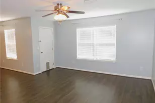 2627 Leighswood Dr, Winston-Salem, NC 27106 - Photo 4