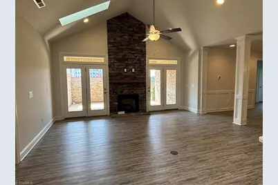 1041 Bonanza Lane, Mebane, NC 27302 - Photo 4