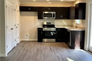 1712 Longview Dr, Winston-Salem, NC 27107 - Photo 2