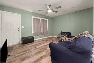 2205 Cardinal Dr, Jamestown, NC 27282 - Photo 8