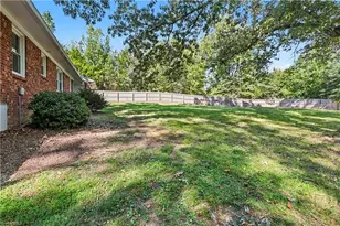2205 Cardinal Dr, Jamestown, NC 27282 - Photo 32