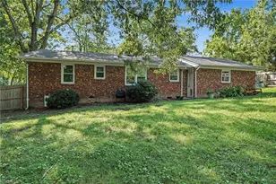 2205 Cardinal Dr, Jamestown, NC 27282 - Photo 18