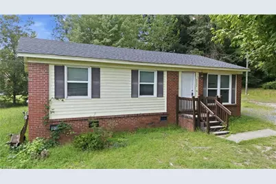2202 Jolson Court, Greensboro, NC 27405 - Photo 4