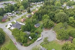 2202 Jolson Ct, Greensboro, NC 27405 - Photo 10