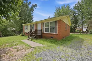 2202 Jolson Ct, Greensboro, NC 27405 - Photo 2