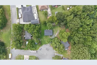 2202 Jolson Court, Greensboro, NC 27405 - Photo 8