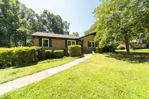 5912 Puritan Ln, Winston-Salem, NC 27103 - Photo 2
