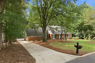 217 Sheridan Dr, Salisbury, NC 28144 - Photo 4
