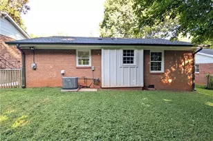 1274 Tredwell Dr, Winston-Salem, NC 27103 - Photo 18