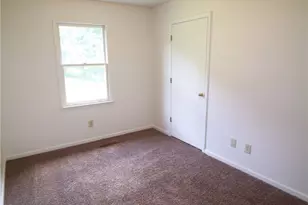 219 Worth St, Mount Airy, NC 27030 - Photo 12