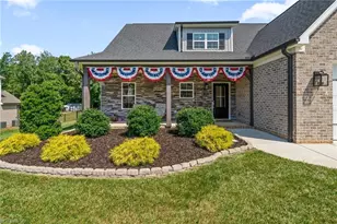 358 Windsor Trl, Lexington, NC 27295 - Photo 2