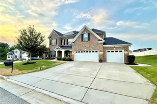 6605 Jockey Club Dr, Whitsett, NC 27377 - Photo 2