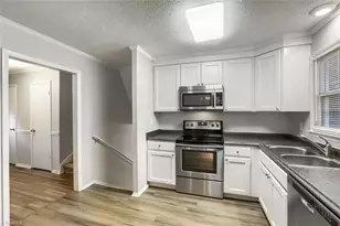 2312 Barnsley Ct, Winston-Salem, NC 27106 - Photo 16