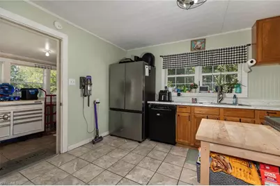 220 Collins Road, Elkin, NC 28621 - Photo 14