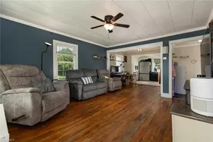 220 Collins Rd, Elkin, NC 28621 - Photo 8